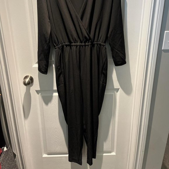 H&M Black Jumpsuit - Picture 2 of 4